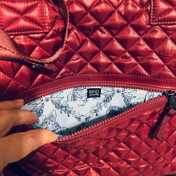 Oliver Thomas Quilted Kitchen Sink Tote/Matching Pouch-Dogs Signature-Maroon - Picture 6 of 16